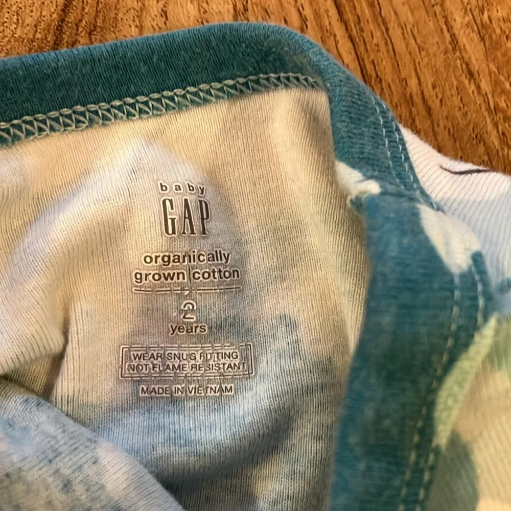 Baby gap 2 years melted snowman 2 piece pajamas